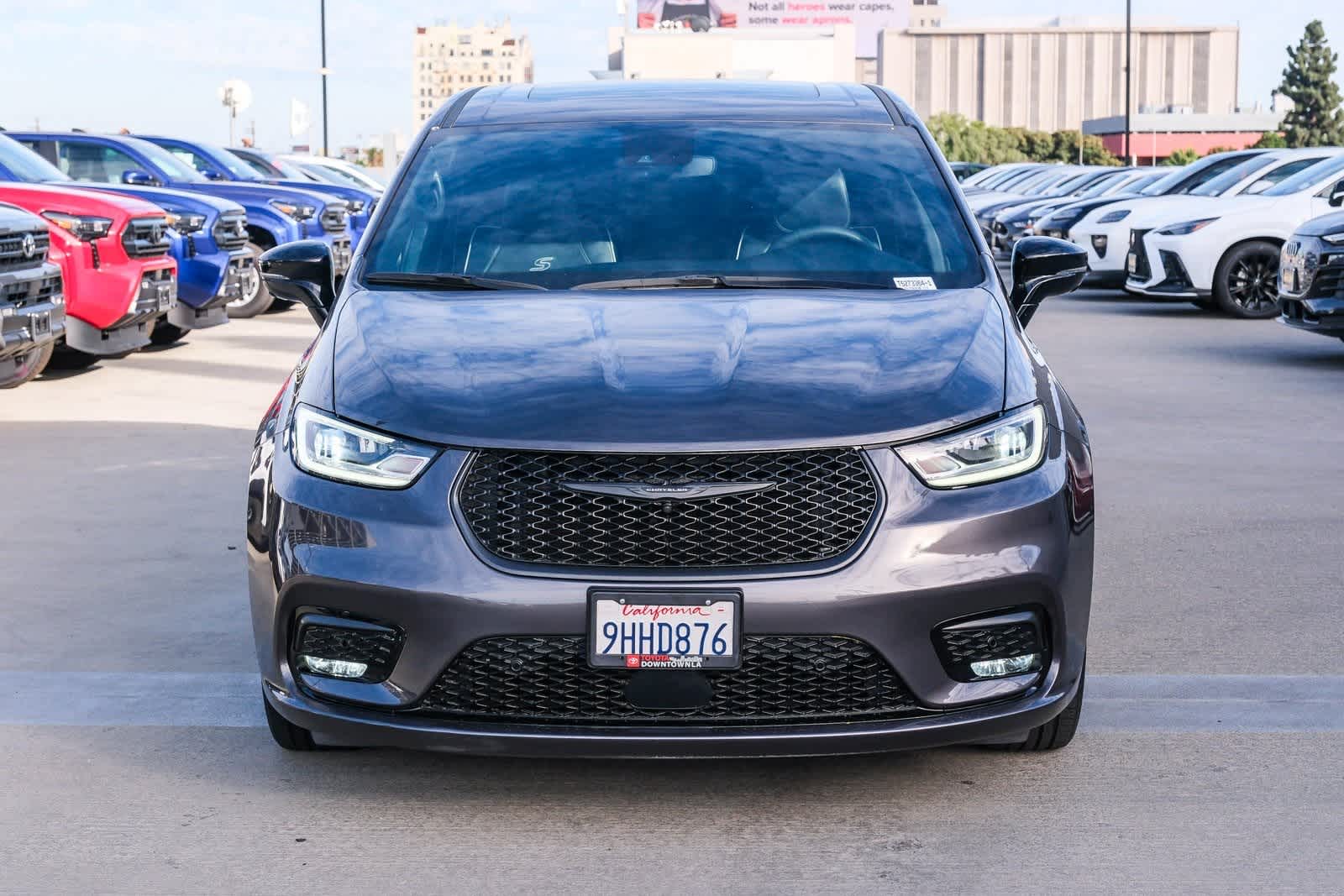 Thumbnail: 2023 Chrysler Pacifica - 2