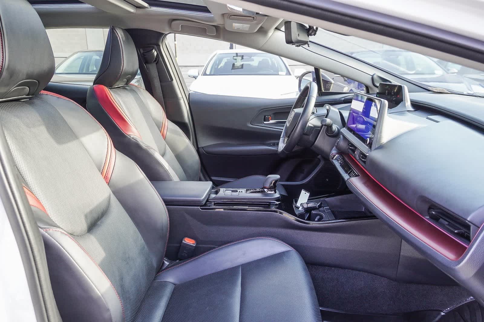 2024 Toyota Prius Prime Premium 19
