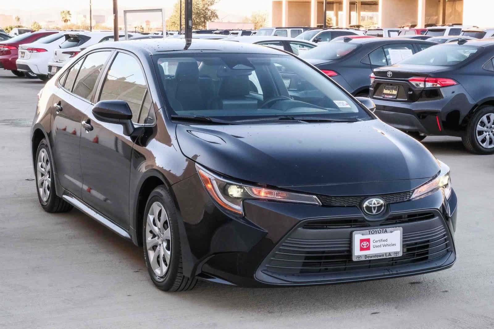 Thumbnail: 2023 Toyota Corolla - 3