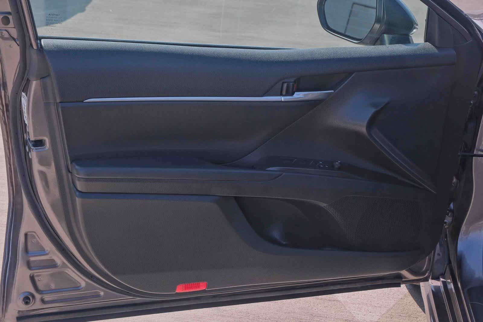 Thumbnail: 2022 Toyota Camry - 22