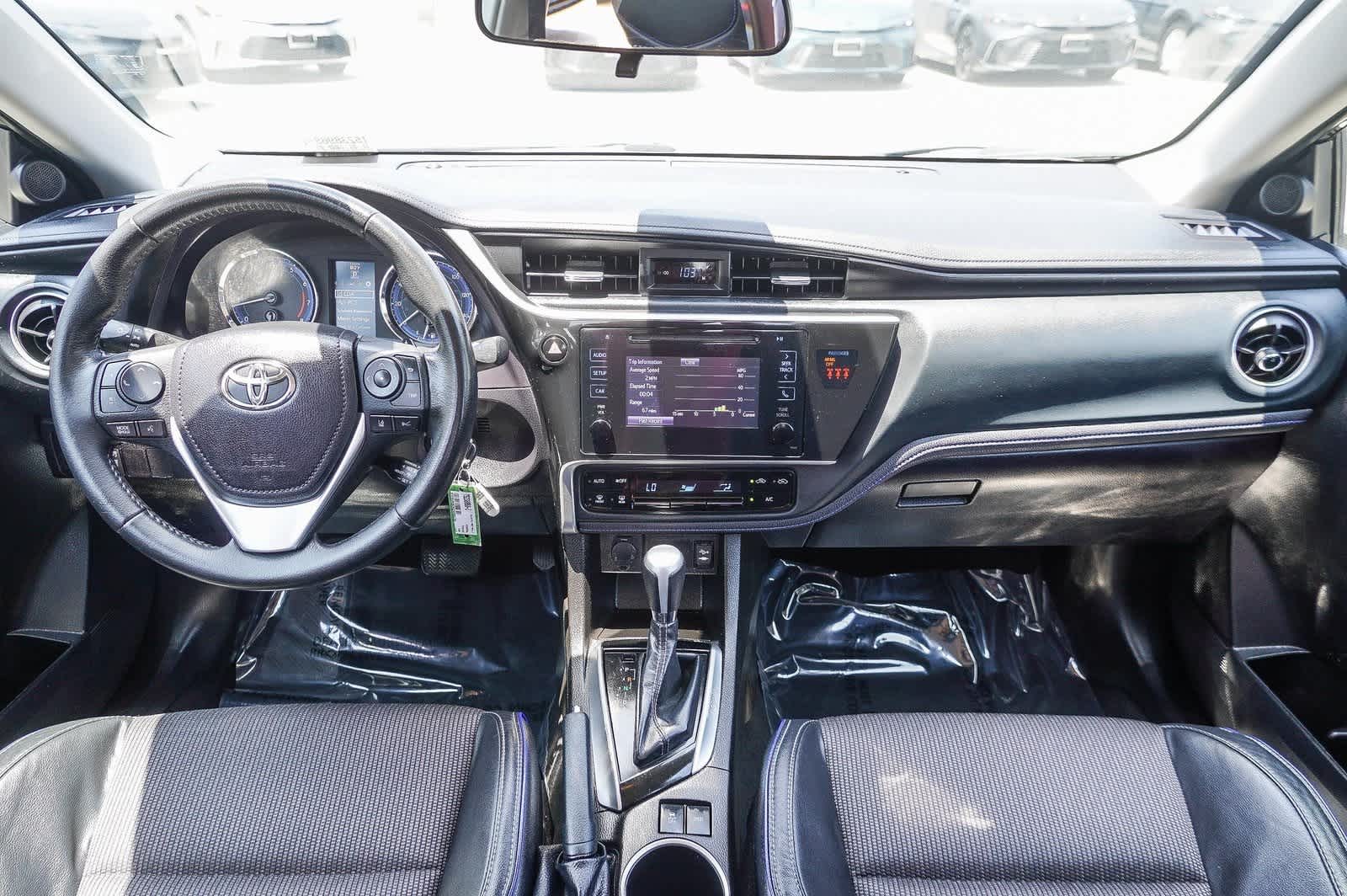 2019 Toyota Corolla SE 13