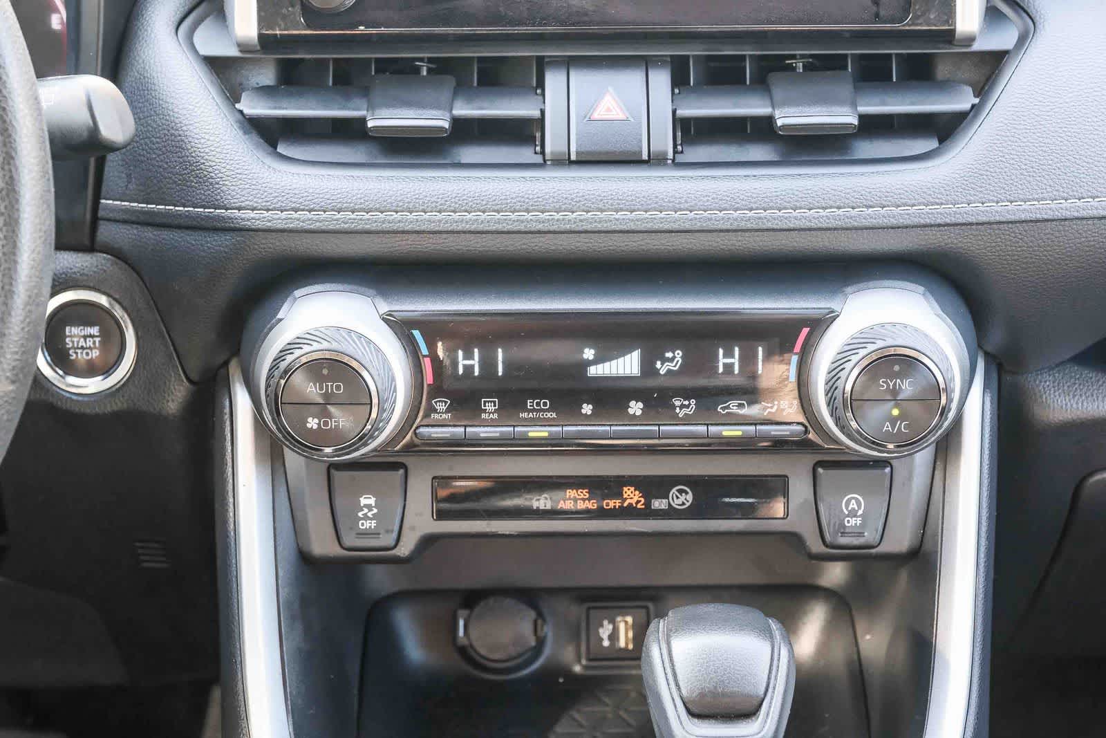 Thumbnail: 2024 Toyota RAV4 - 16