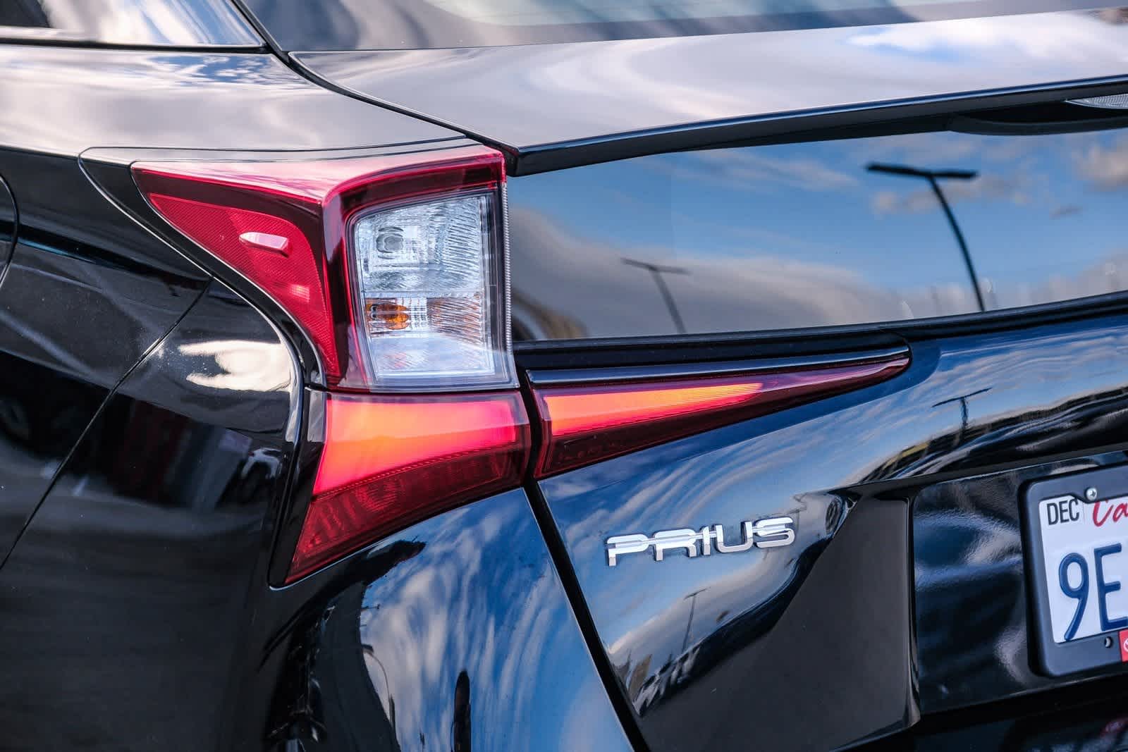 Thumbnail: 2022 Toyota Prius - 7