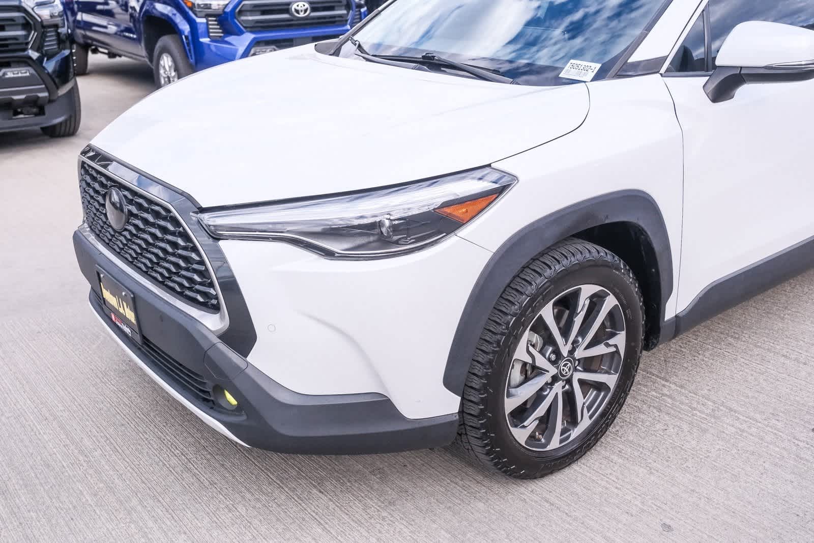 Thumbnail: 2022 Toyota Corolla Cross - 12