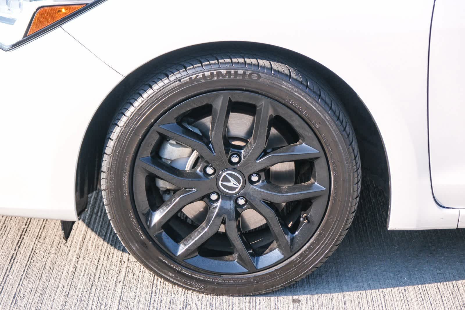 Thumbnail: 2019 Acura ILX - 10