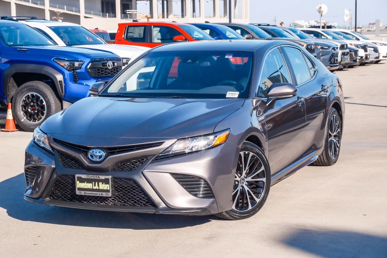Thumbnail: 2020 Toyota Camry - 1