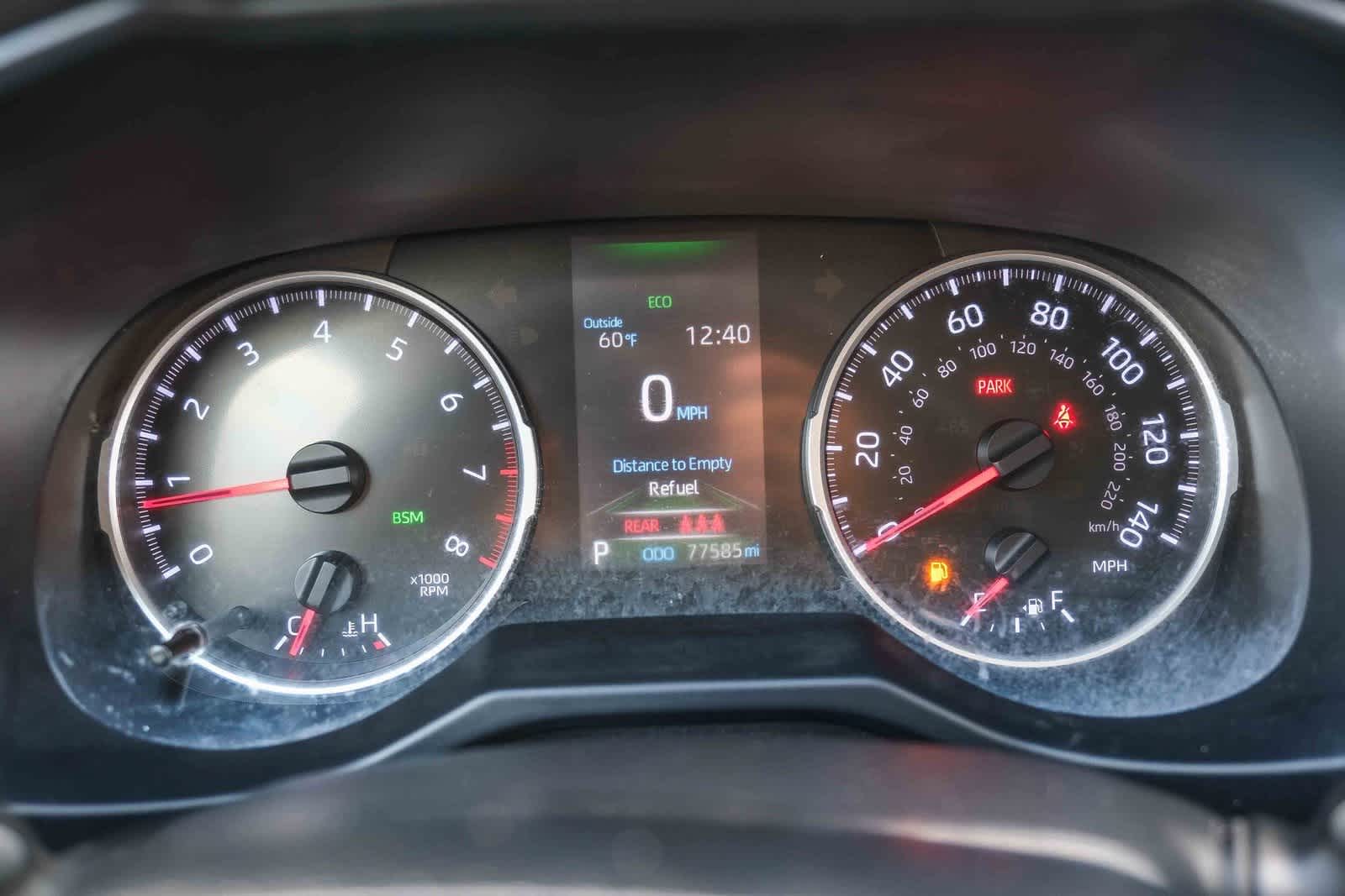 Thumbnail: 2021 Toyota RAV4 - 26