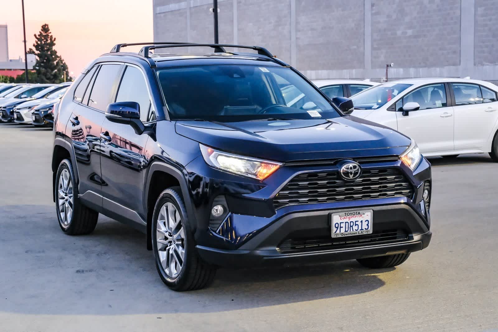 Thumbnail: 2021 Toyota RAV4 - 3