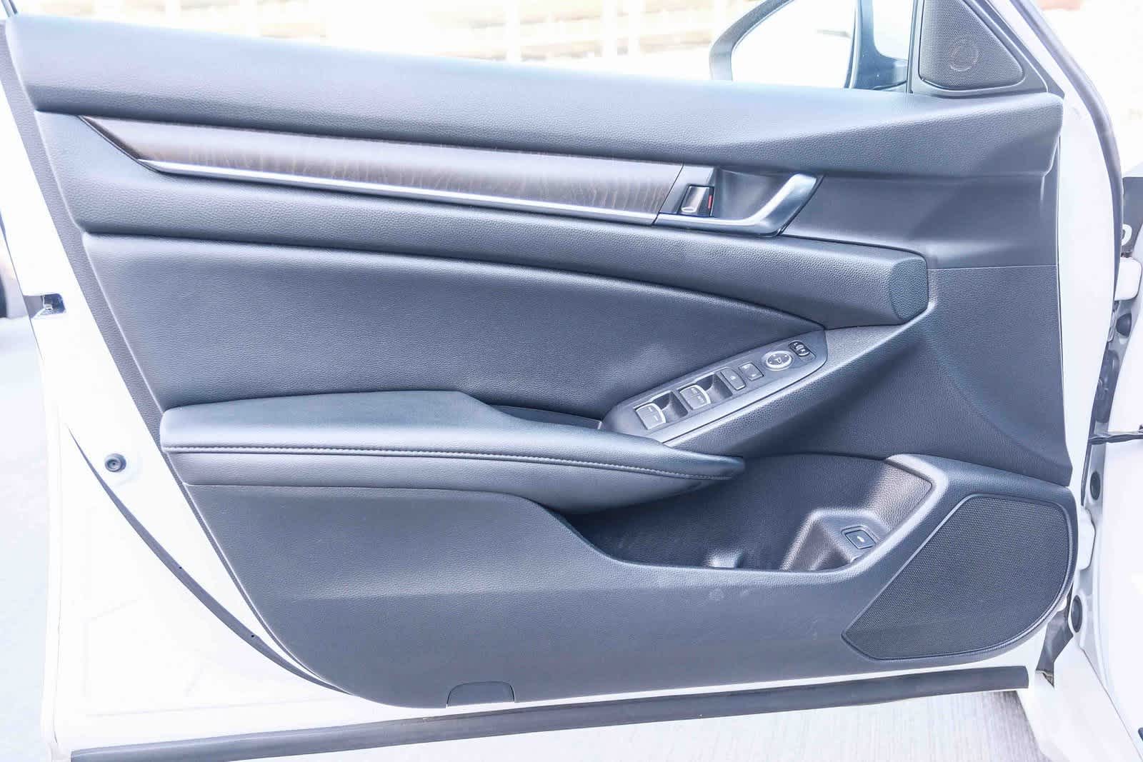 Thumbnail: 2020 Honda Accord - 23