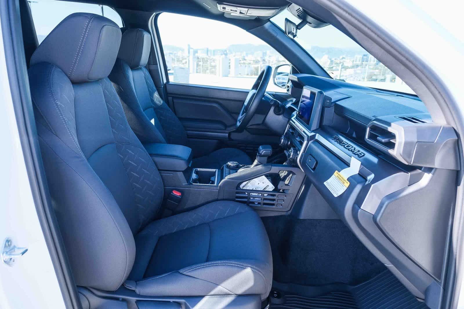 Thumbnail: 2025 Toyota Tacoma - 18