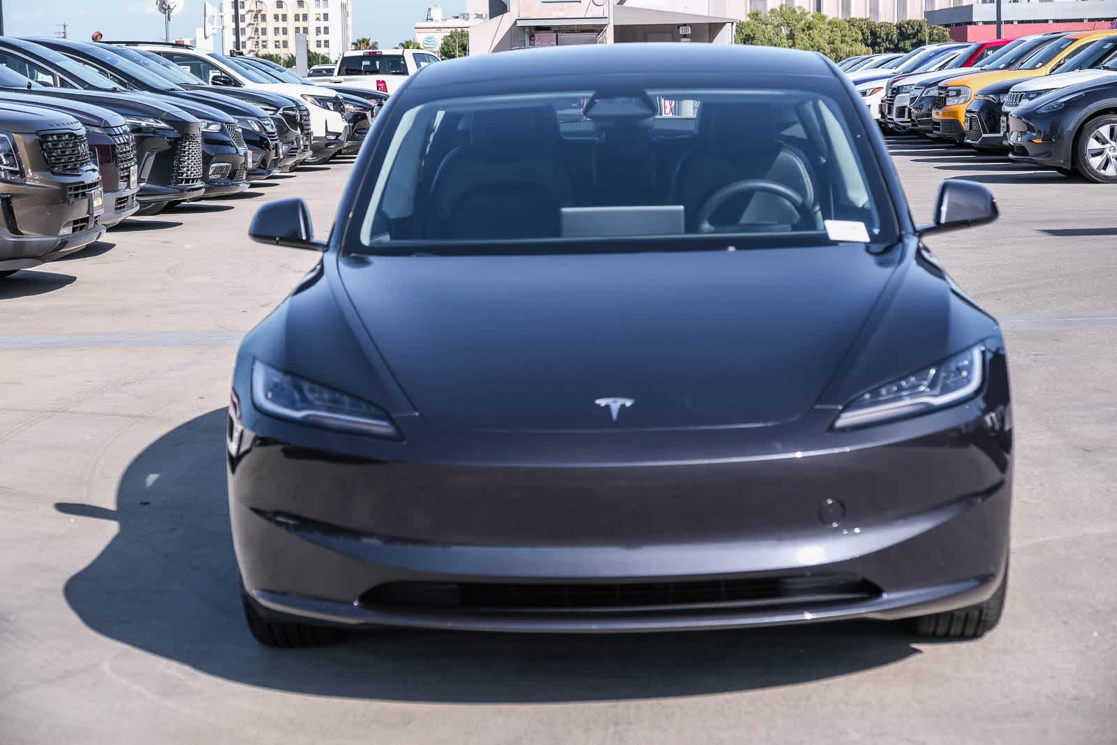 Thumbnail: 2025 Tesla Model 3 - 2