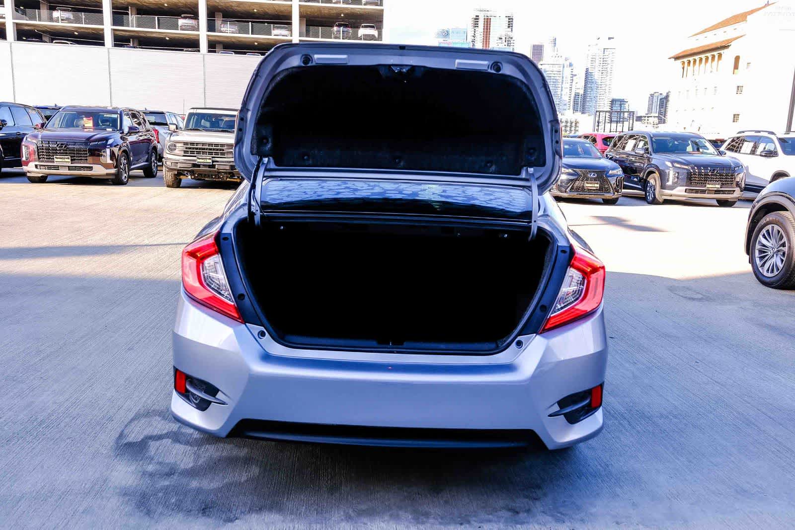 Thumbnail: 2017 Honda Civic - 25