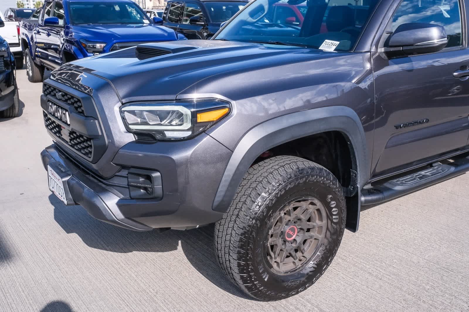 Thumbnail: 2023 Toyota Tacoma - 12