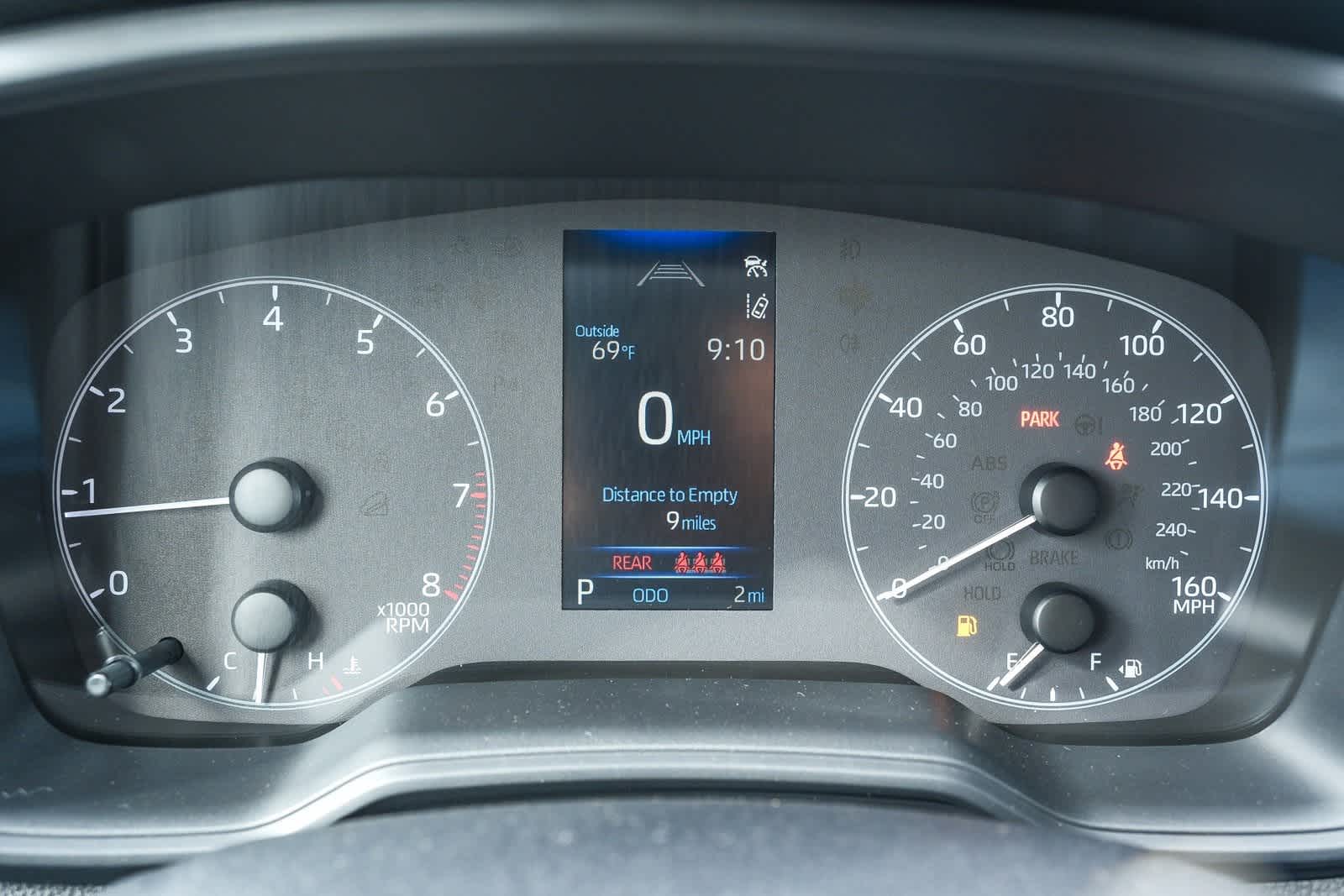 Thumbnail: 2025 Toyota Corolla - 25