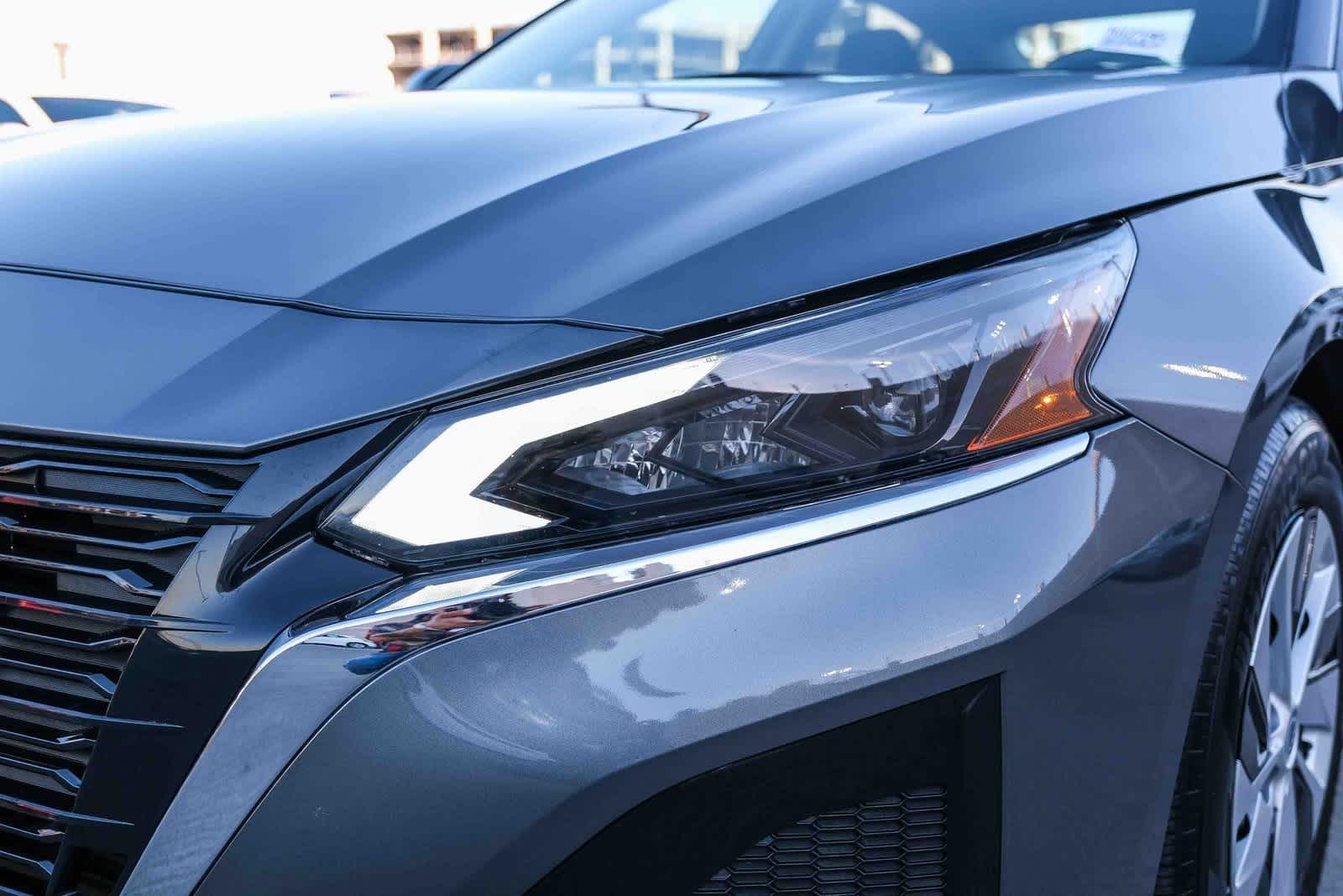 Thumbnail: 2025 Nissan Altima - 11