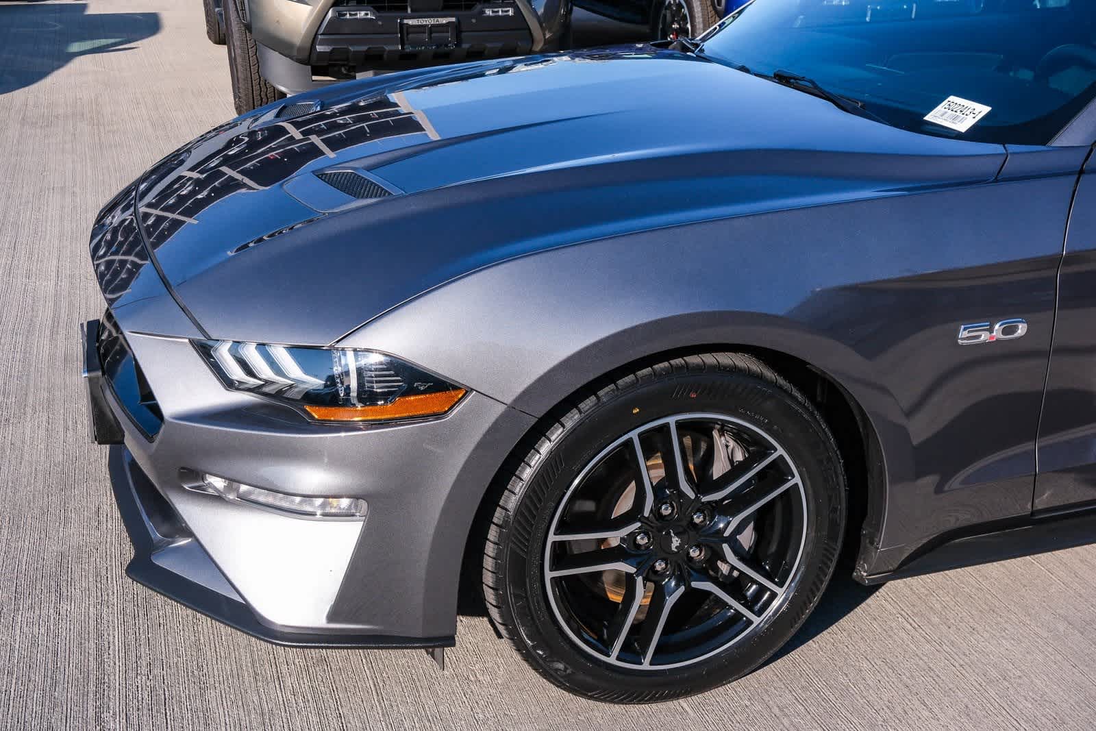 Thumbnail: 2022 Ford Mustang - 12