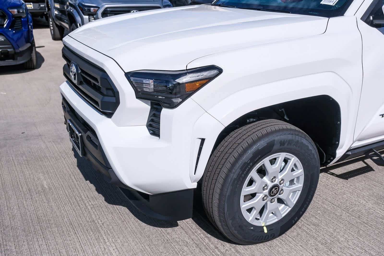 Thumbnail: 2025 Toyota Tacoma - 12