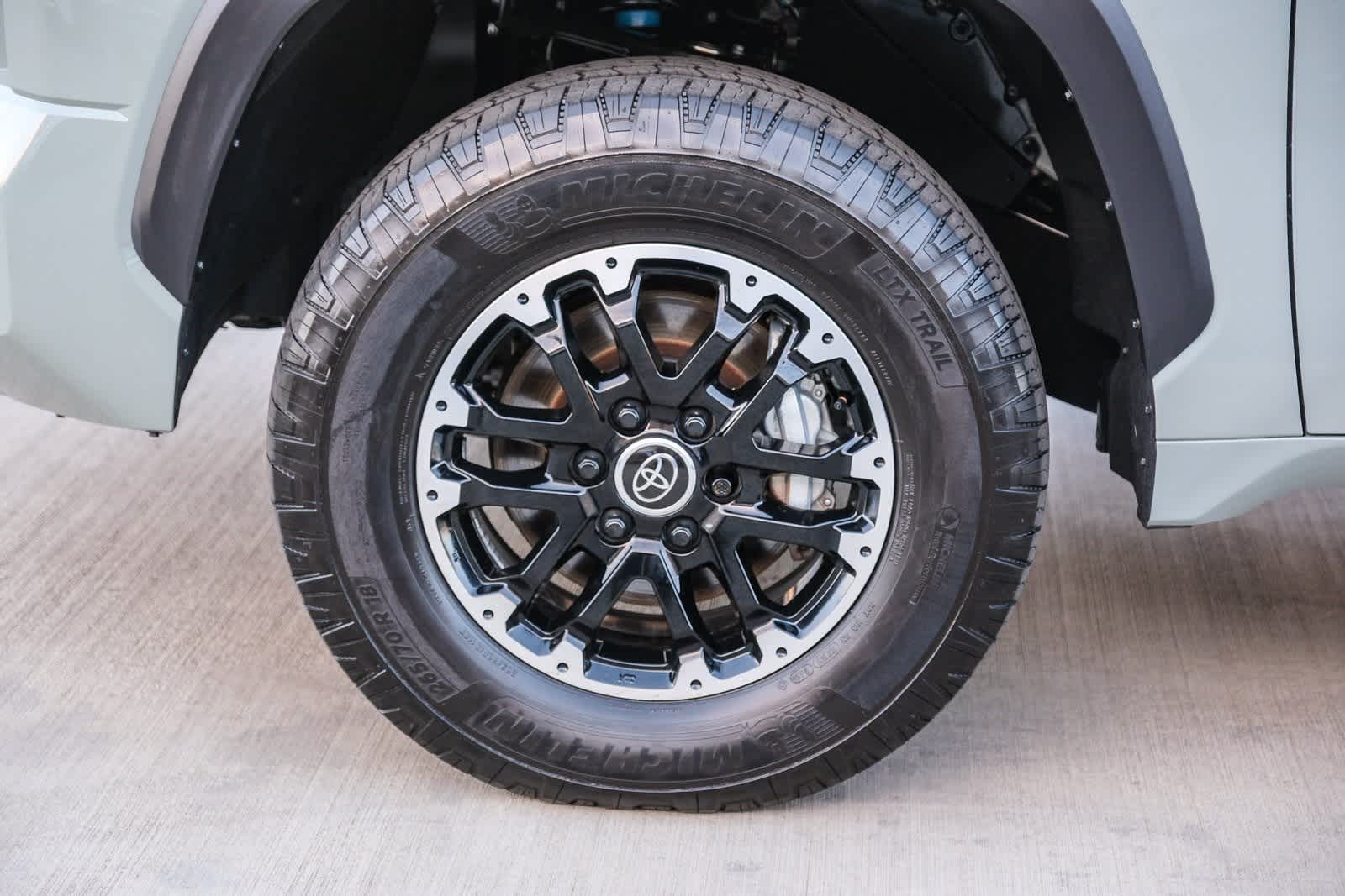 Thumbnail: 2023 Toyota Tundra - 10