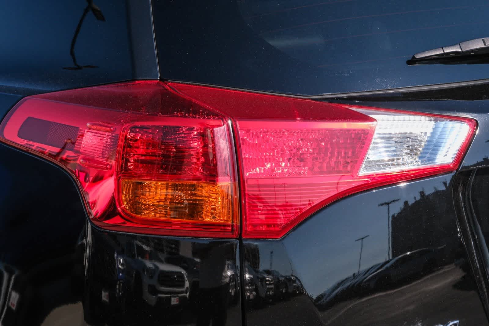 Thumbnail: 2014 Toyota RAV4 - 7