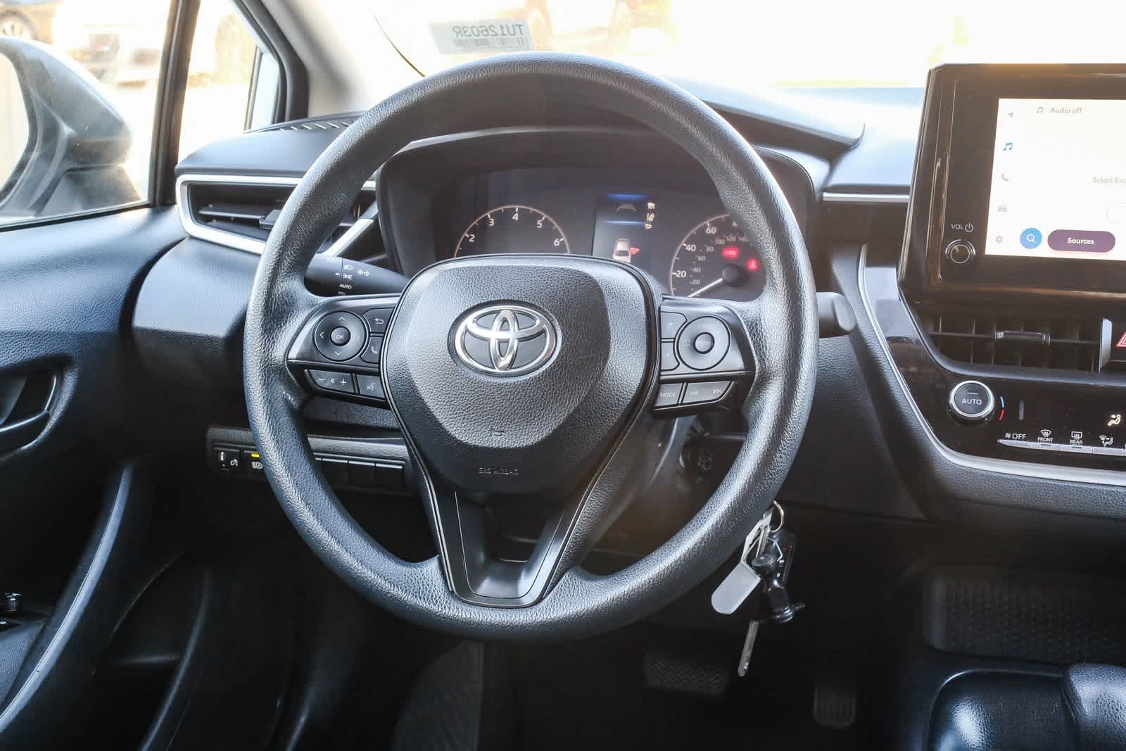 Thumbnail: 2023 Toyota Corolla - 17