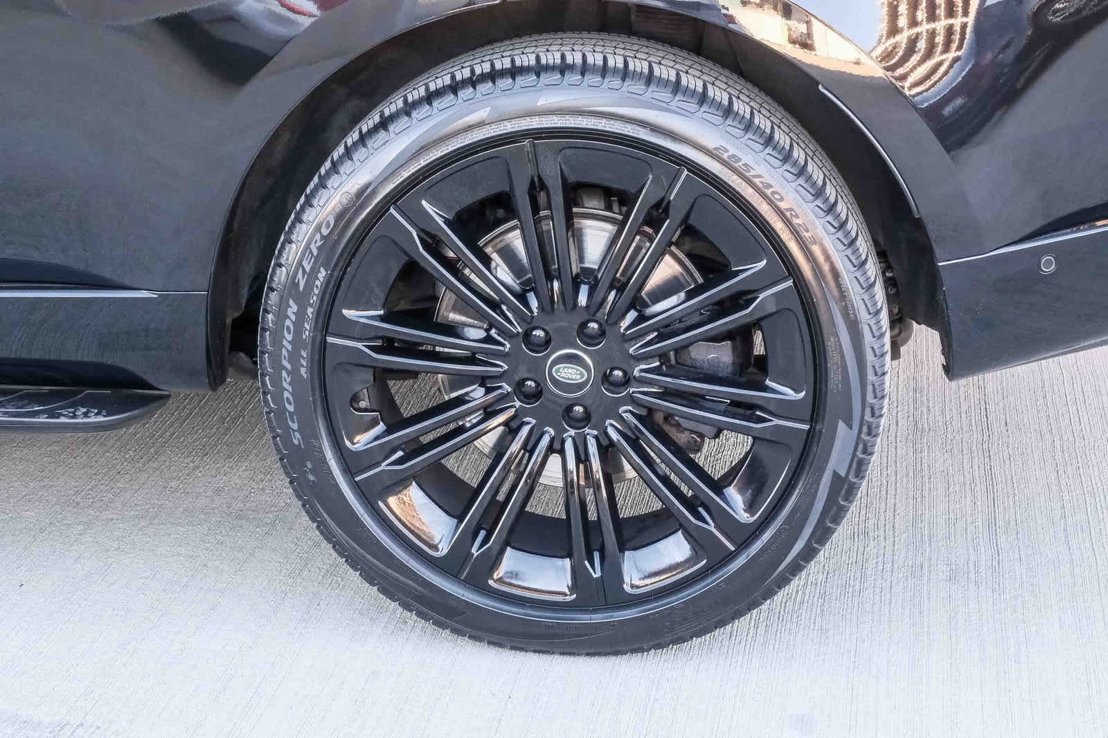 Thumbnail: 2024 Land Rover Range Rover - 8