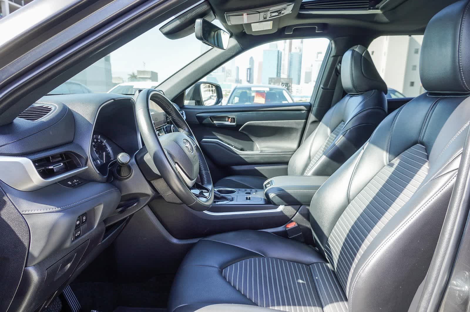 2023 Toyota Highlander XSE 21