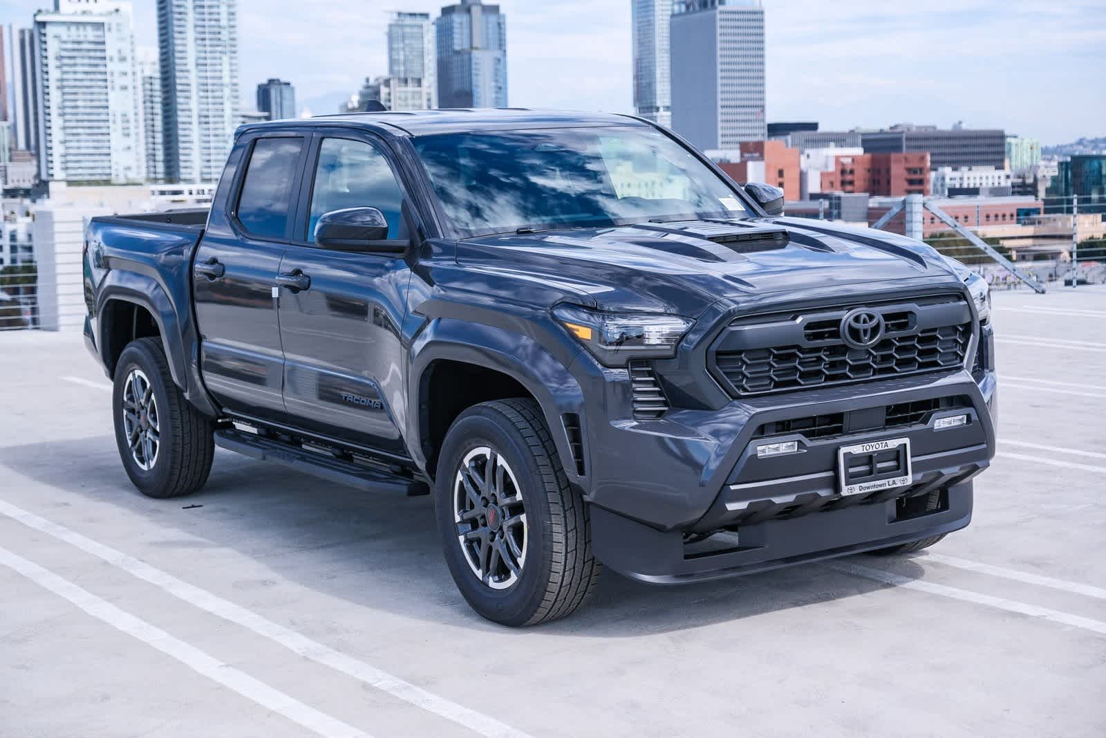 Thumbnail: 2025 Toyota Tacoma - 3