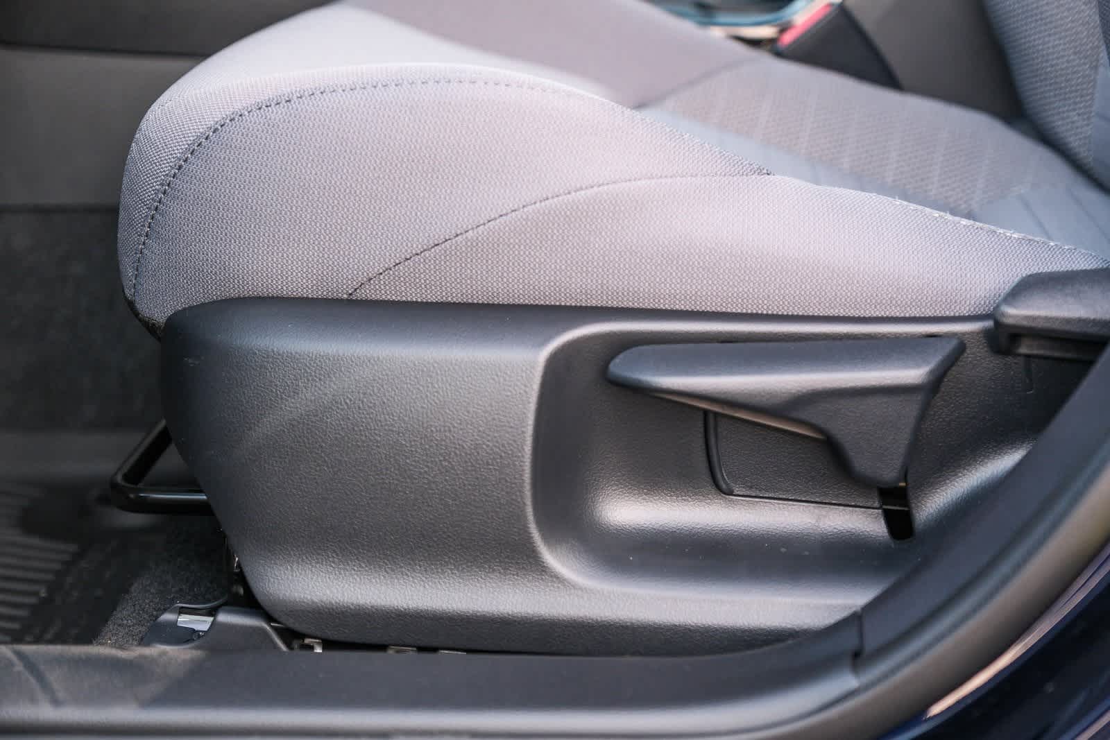 Thumbnail: 2025 Toyota Corolla - 24