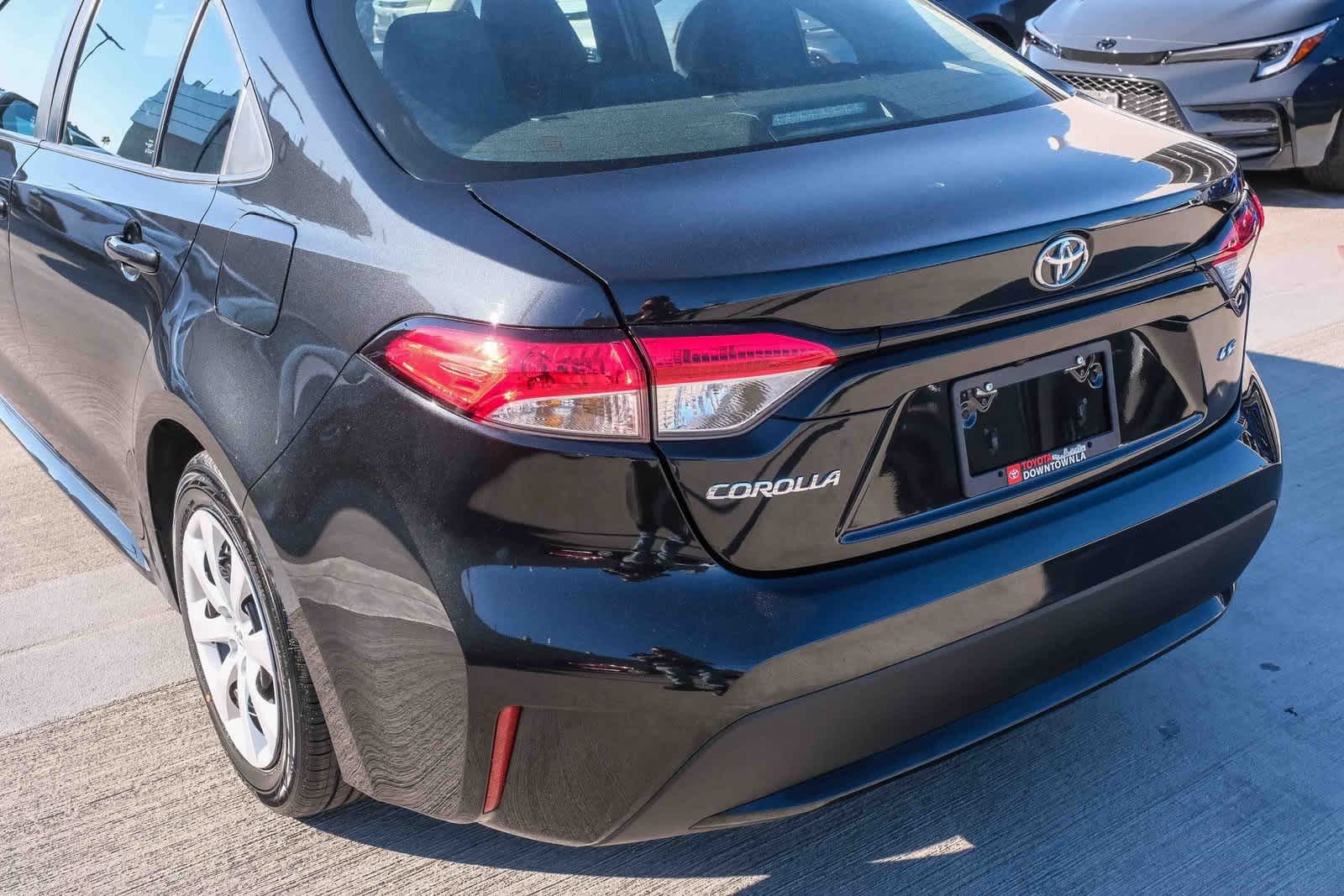 Thumbnail: 2022 Toyota Corolla - 8