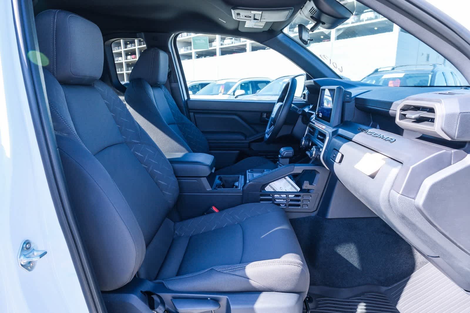 Thumbnail: 2025 Toyota Tacoma - 18