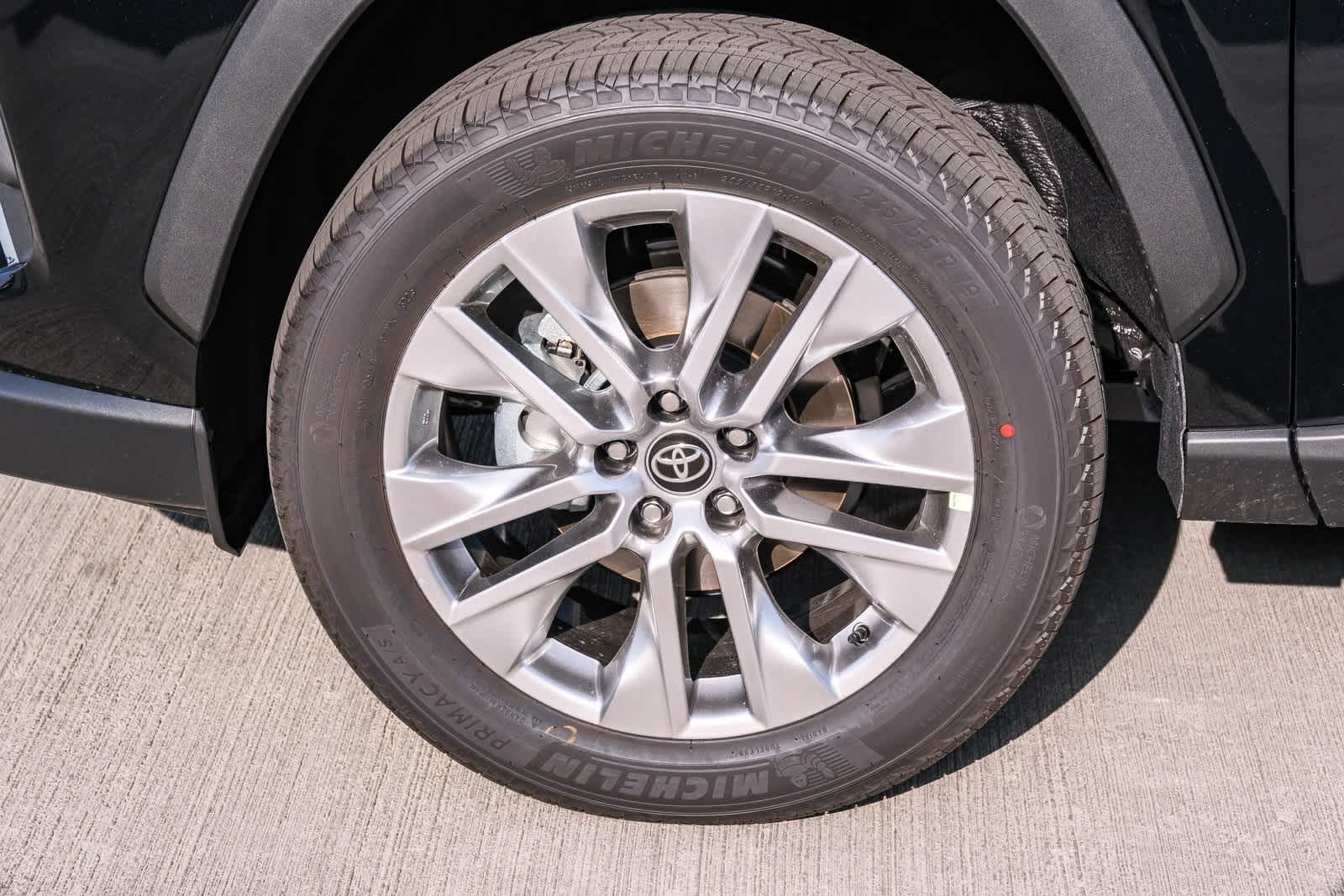 Thumbnail: 2025 Toyota RAV4 - 10