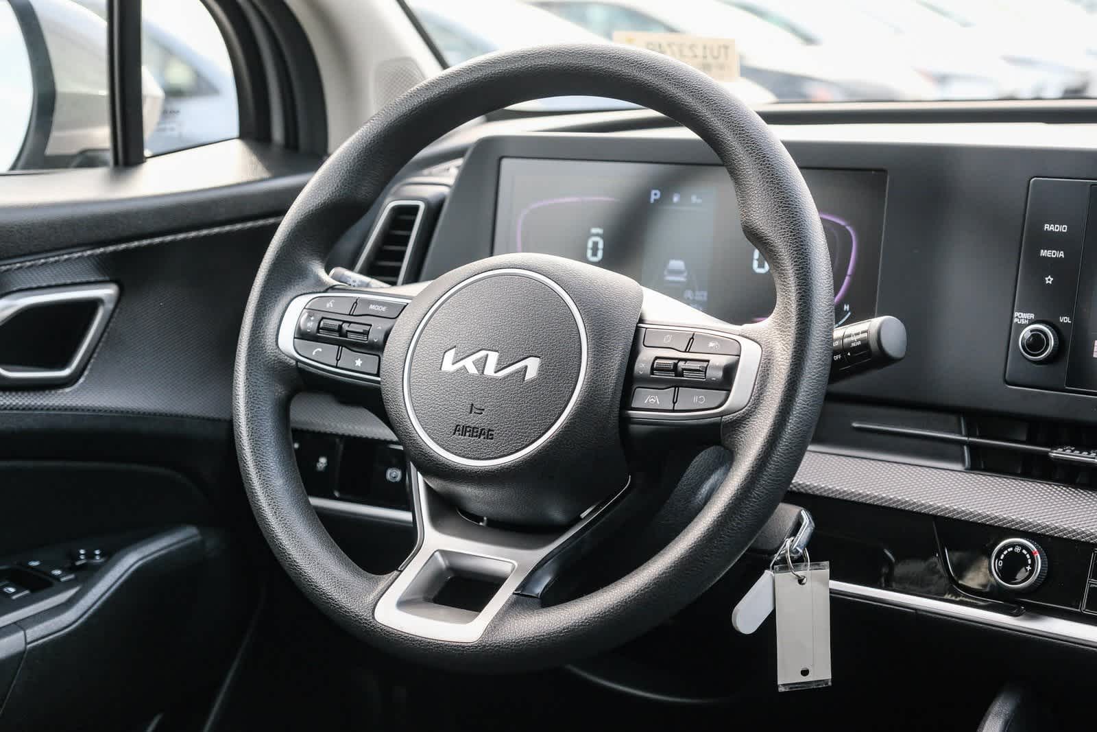 Thumbnail: 2023 Kia Sportage - 16
