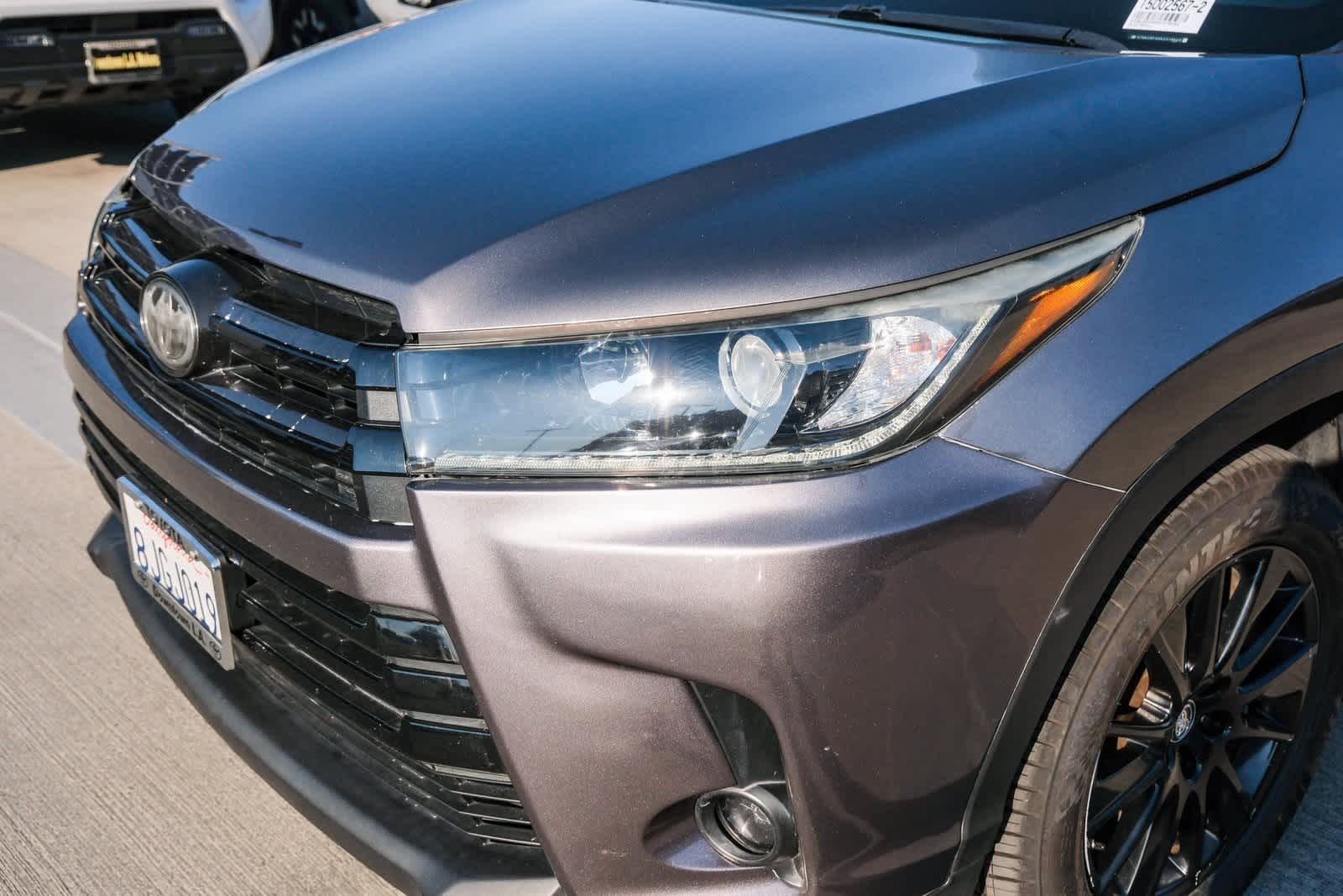 Thumbnail: 2019 Toyota Highlander - 11