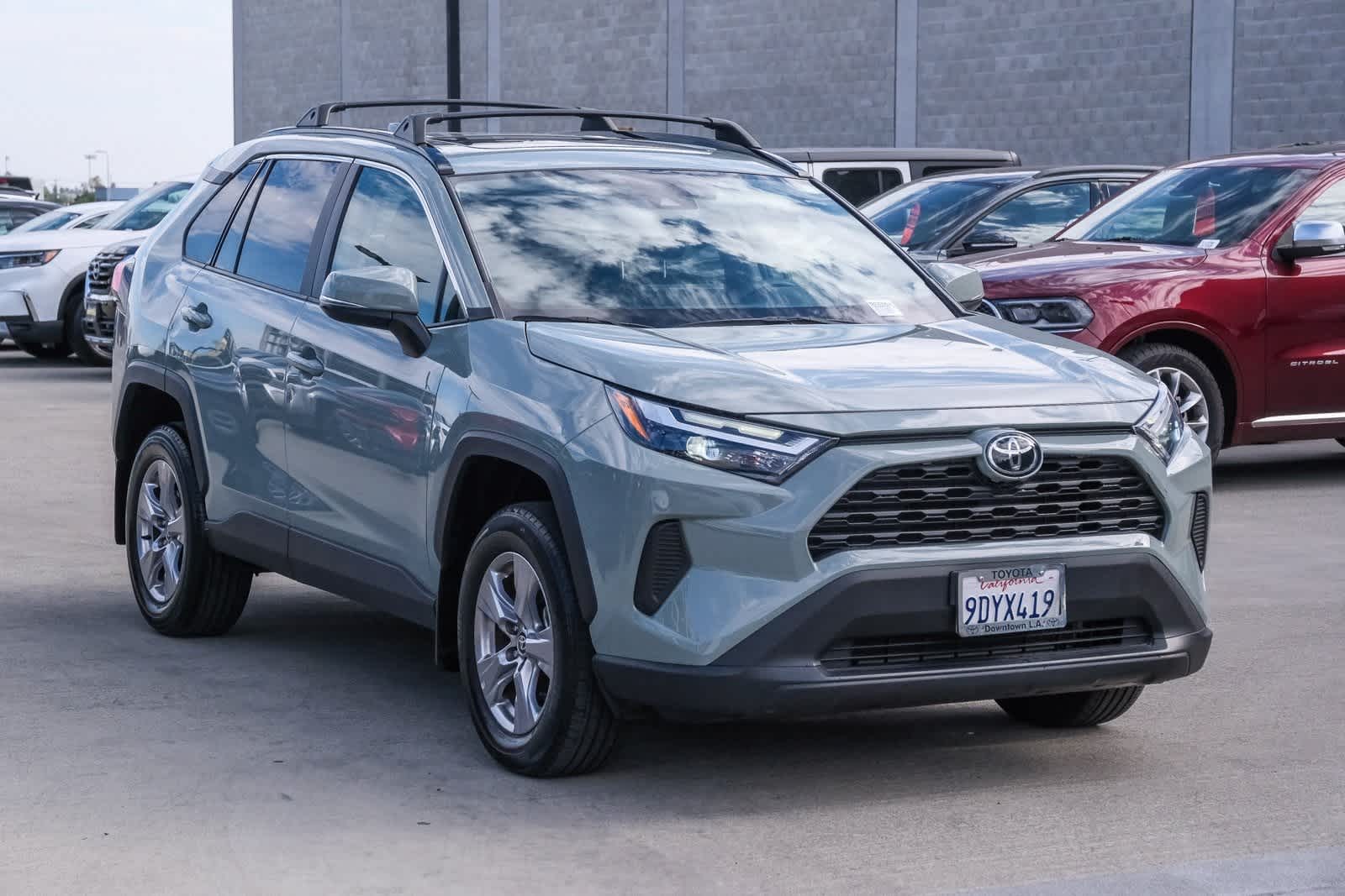 Thumbnail: 2022 Toyota RAV4 - 3