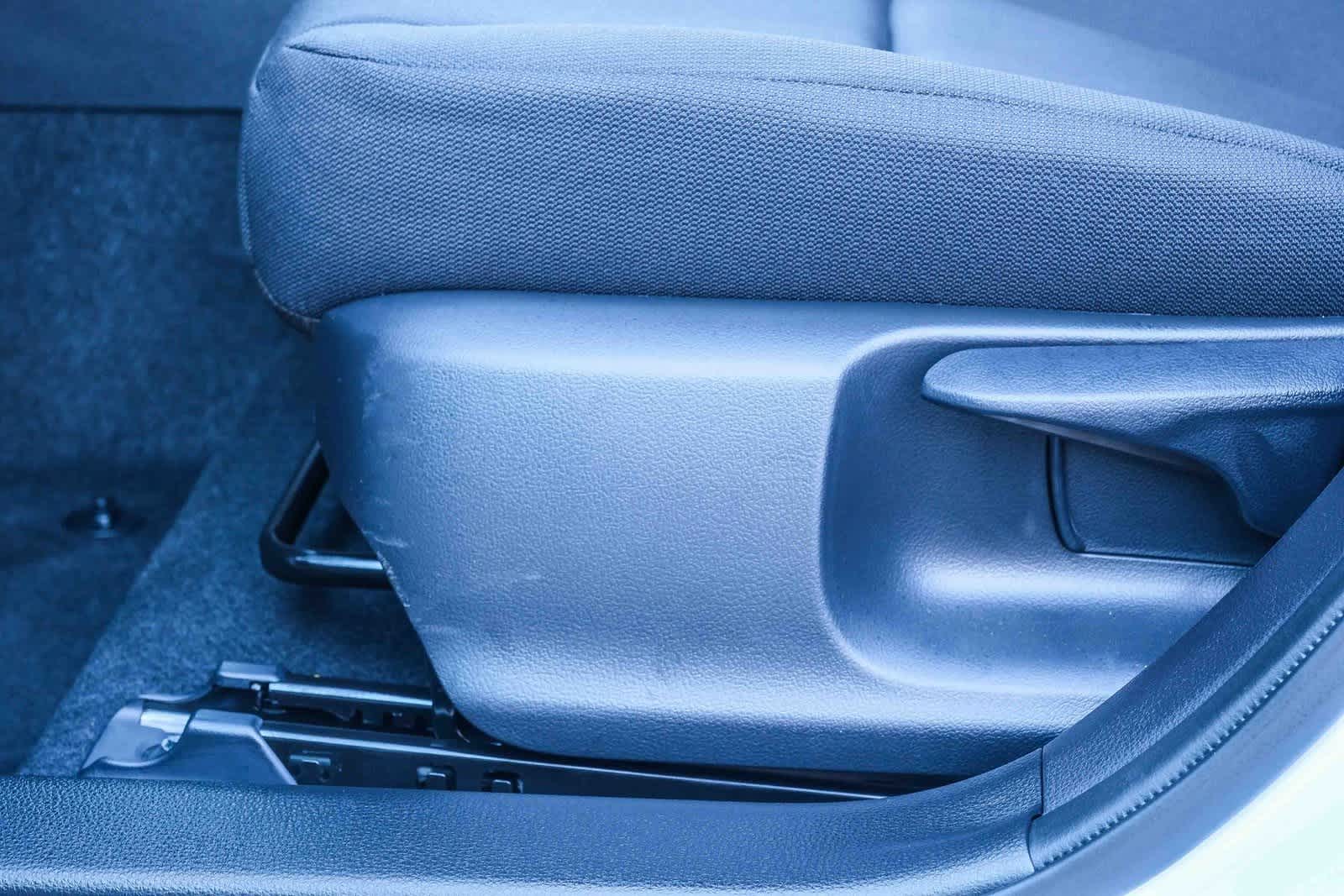 Thumbnail: 2025 Toyota Corolla - 24