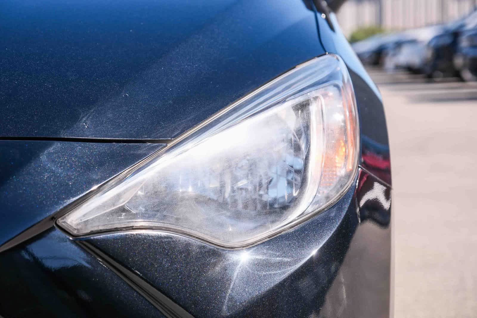Thumbnail: 2018 Toyota Yaris iA - 11