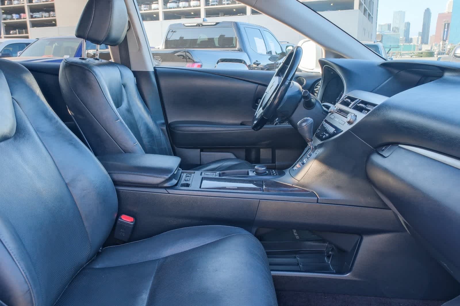 Thumbnail: 2015 Lexus RX - 17