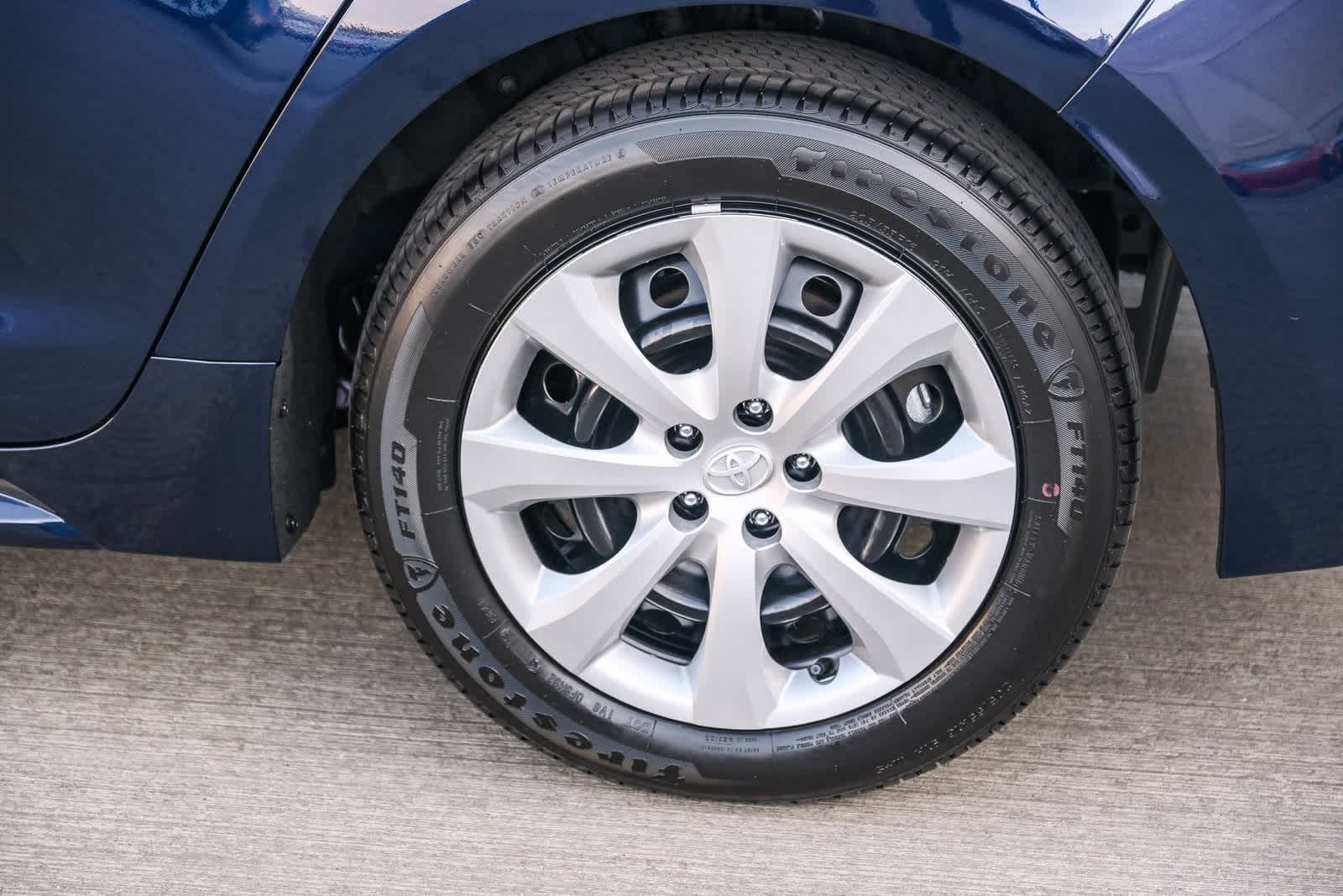 Thumbnail: 2025 Toyota Corolla - 9