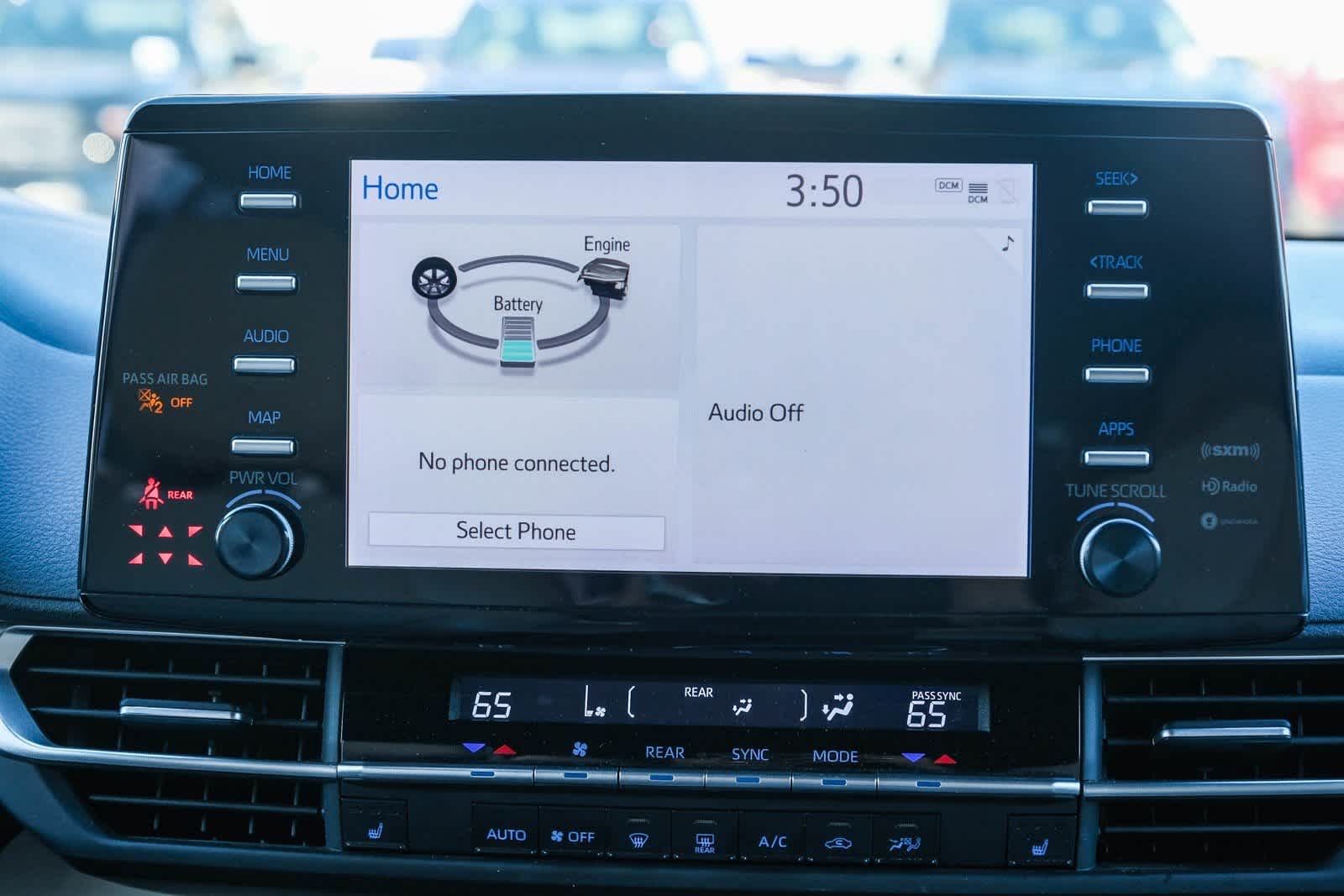 Thumbnail: 2021 Toyota Sienna - 16