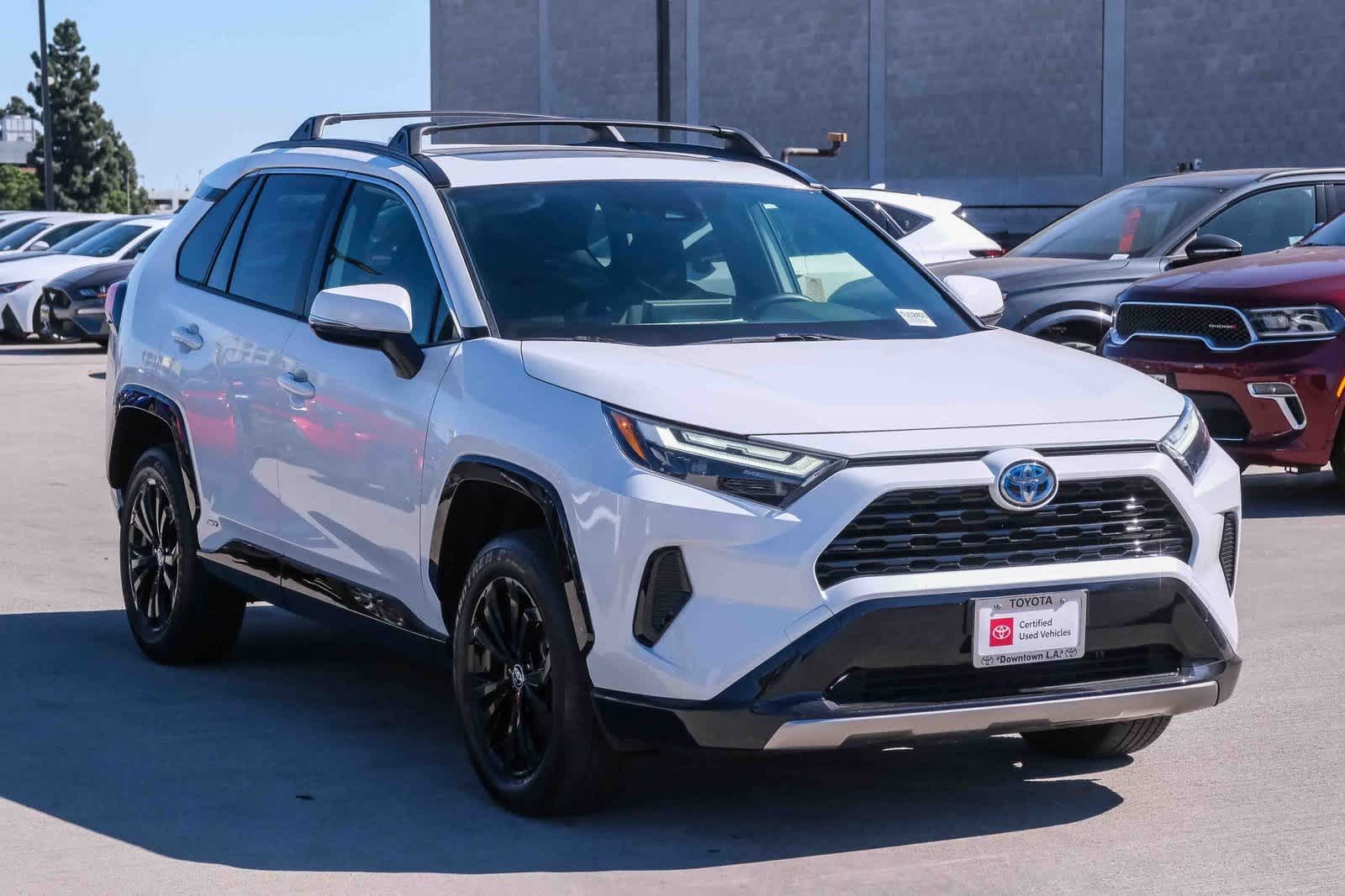 Thumbnail: 2023 Toyota RAV4 - 3