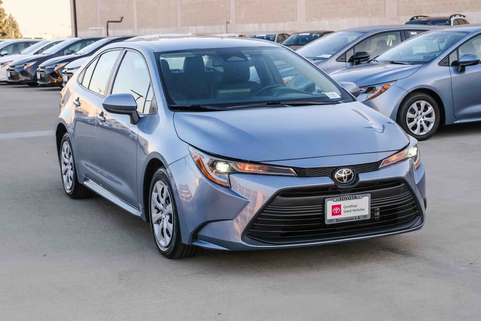 Thumbnail: 2023 Toyota Corolla - 3