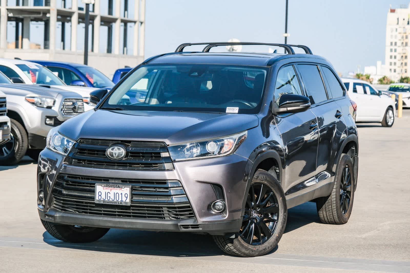 Thumbnail: 2019 Toyota Highlander - 1