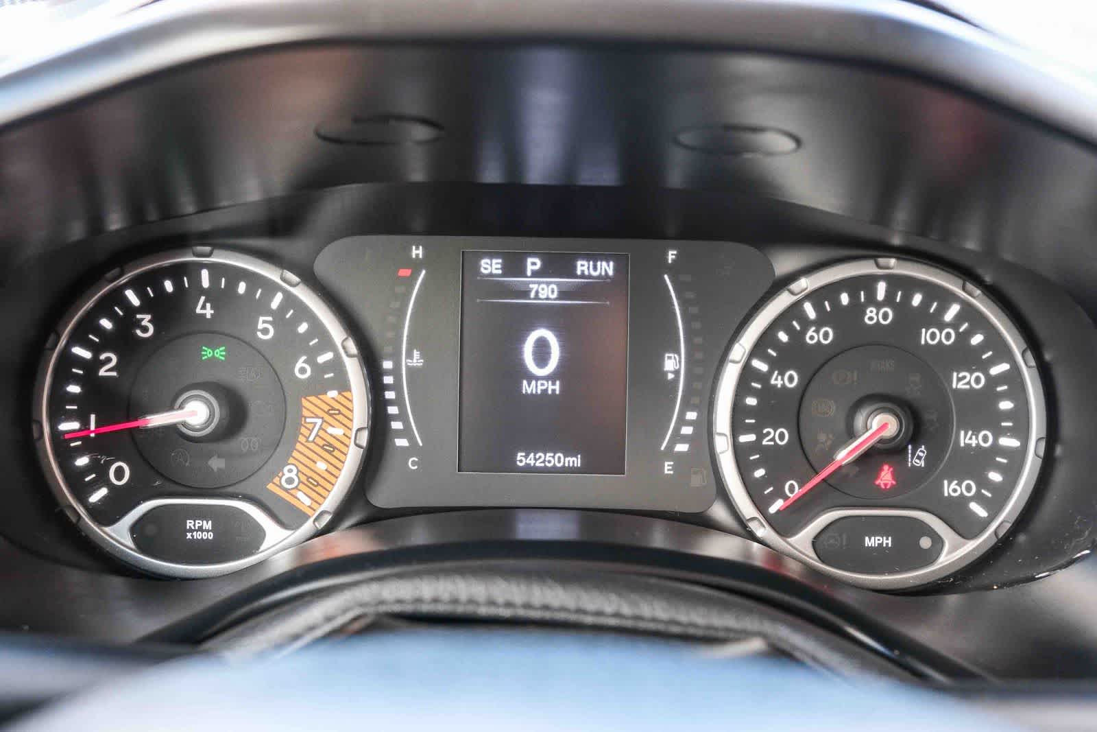Thumbnail: 2023 Jeep Renegade - 24