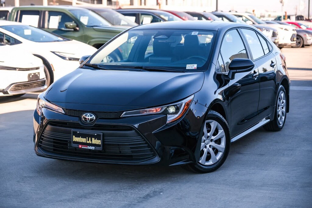 Used 2025 Toyota Corolla LE Sedan
