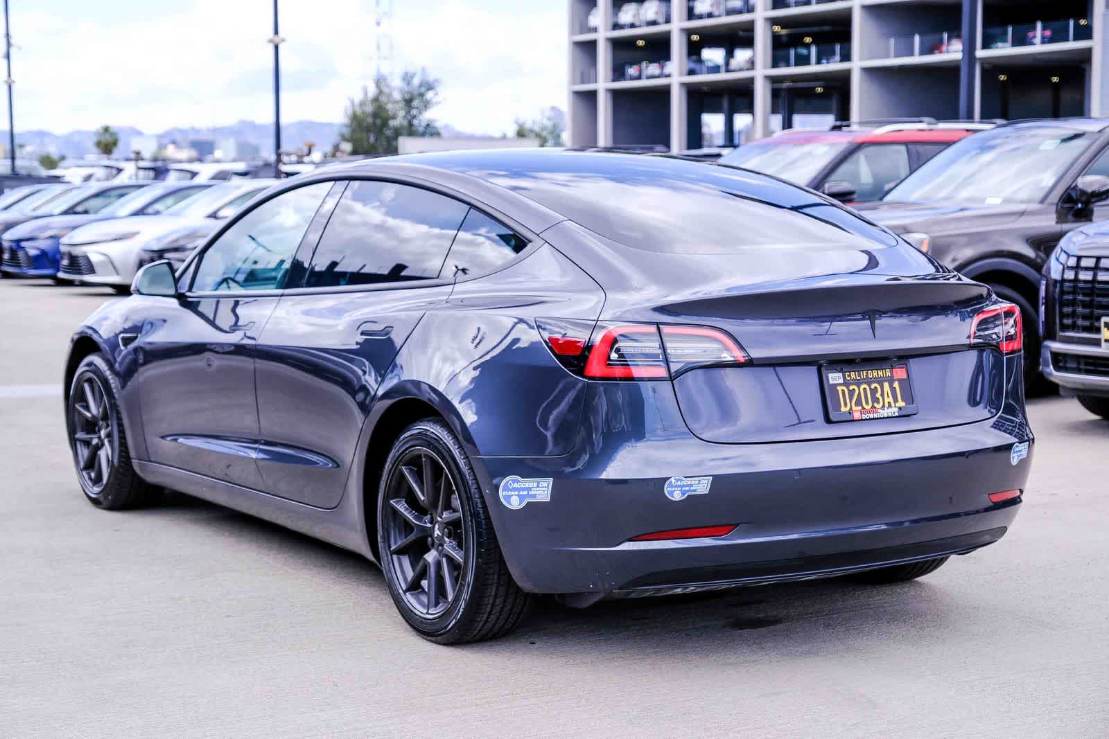 Thumbnail: 2021 Tesla Model 3 - 6