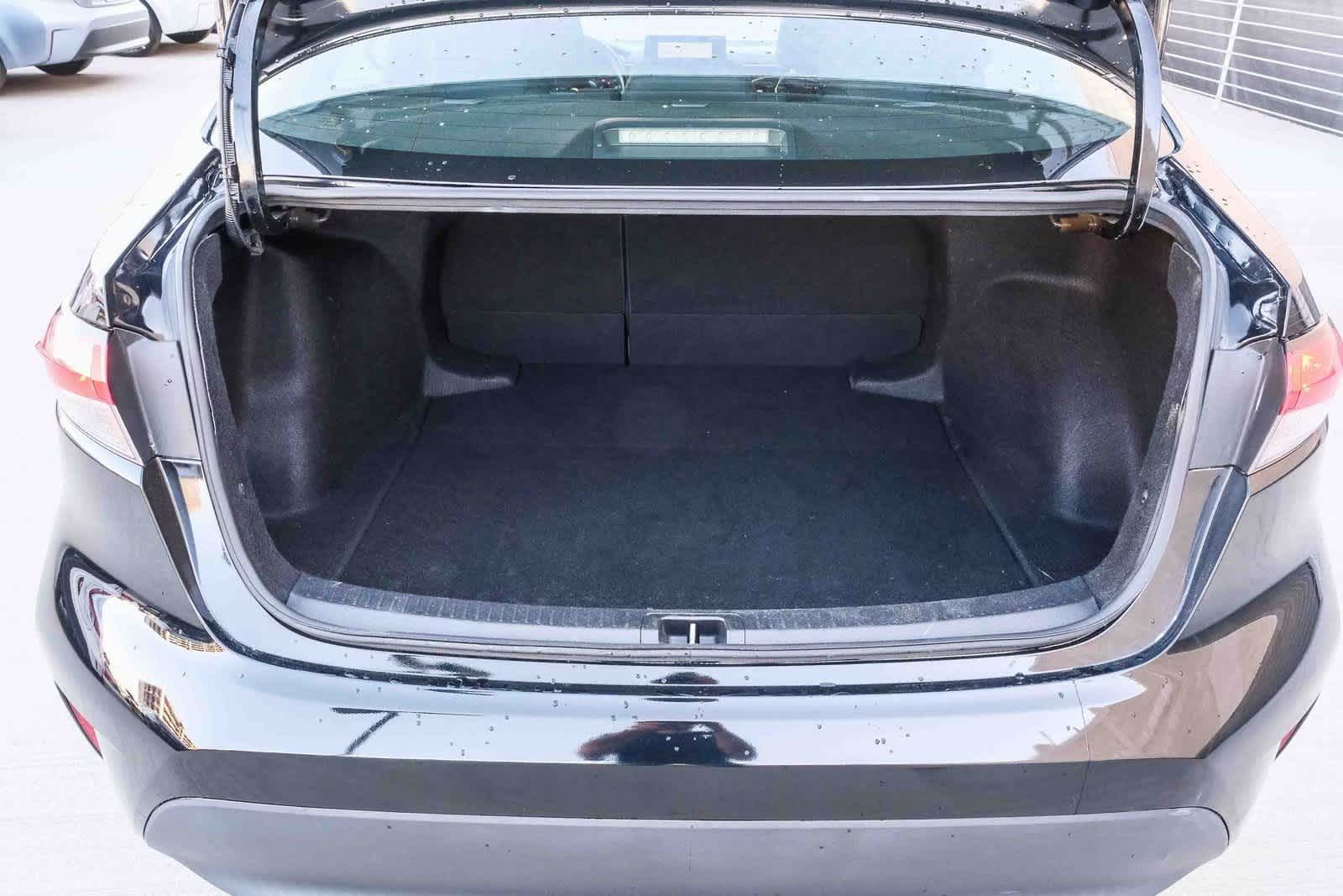 Thumbnail: 2023 Toyota Corolla - 28