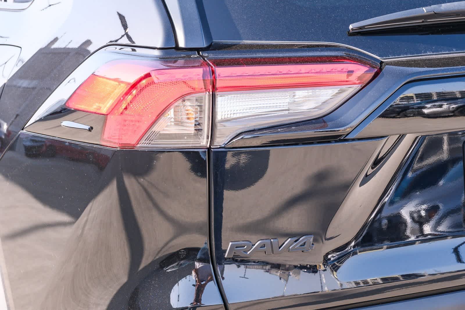 Thumbnail: 2025 Toyota RAV4 - 7