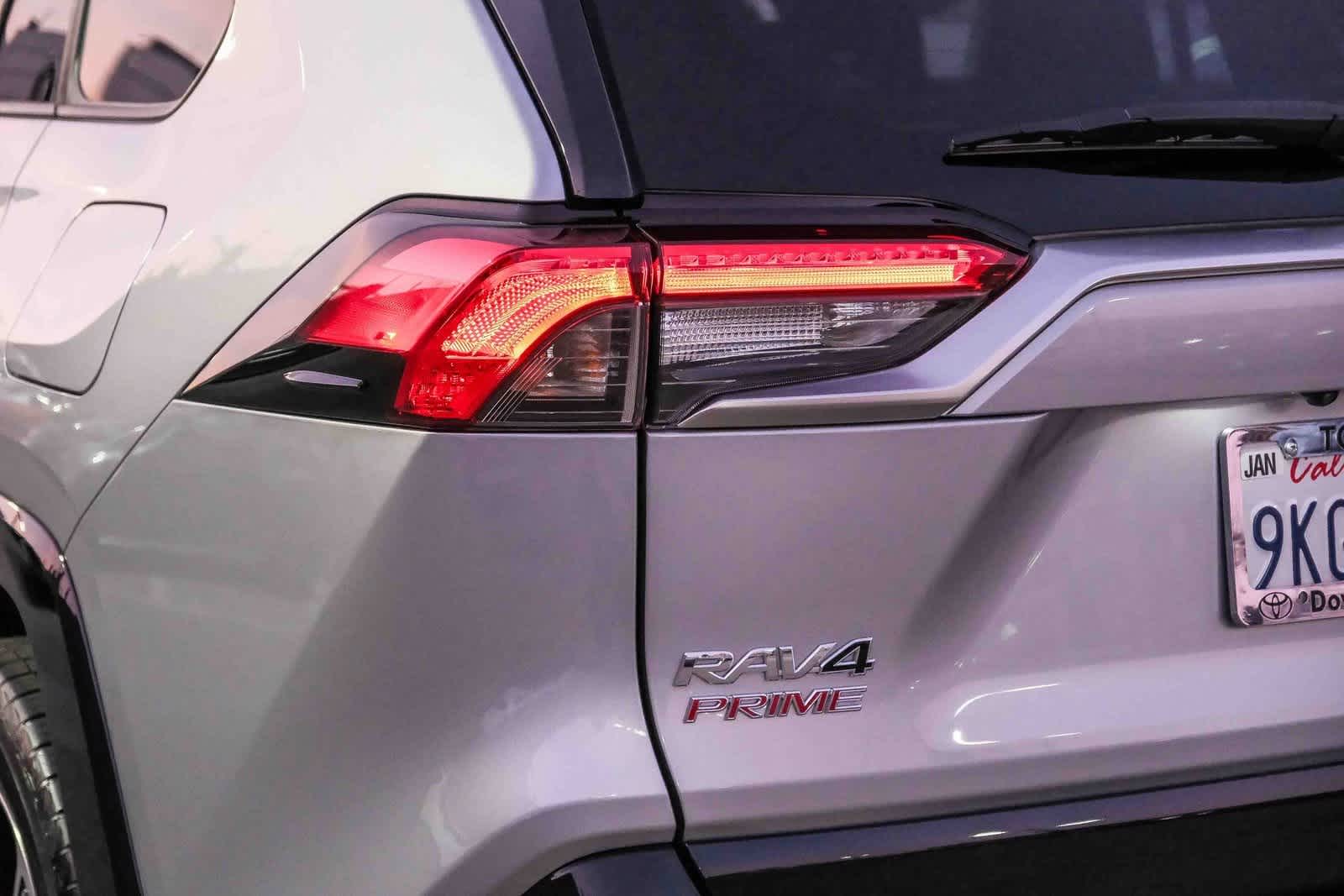 Thumbnail: 2024 Toyota RAV4 - 7