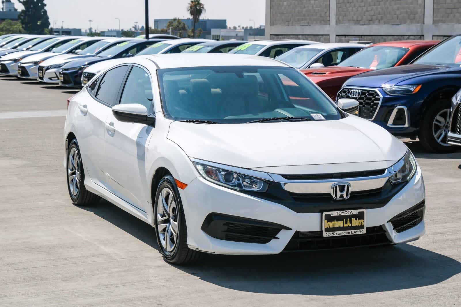 Thumbnail: 2018 Honda Civic - 3