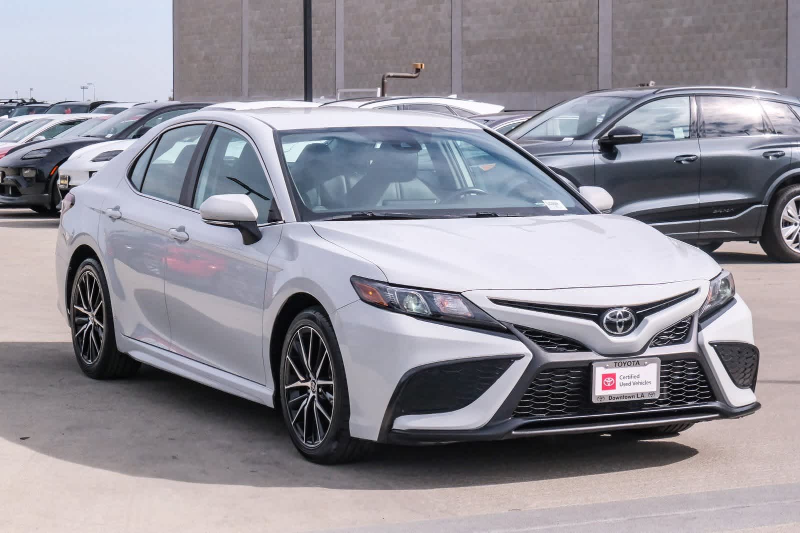 Thumbnail: 2023 Toyota Camry - 3